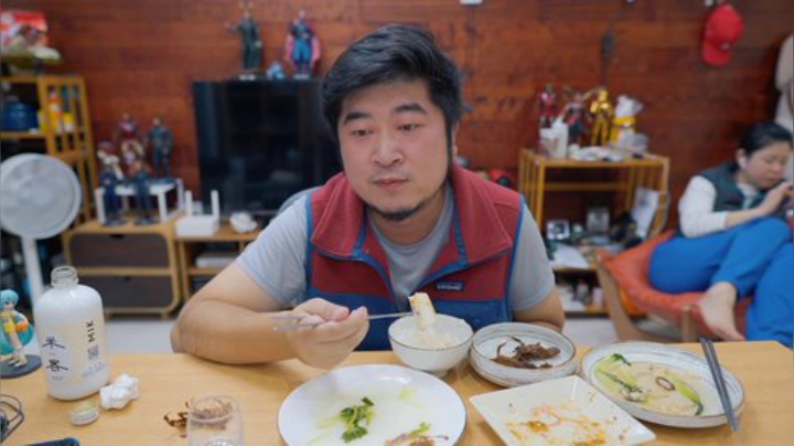 【美食】雪纳瑞三口之家的精彩时刻 20201116 19点场