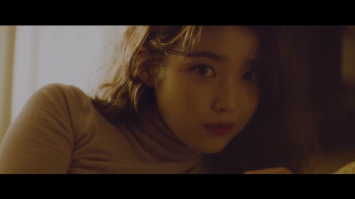 IU -  Eight (Feat. SUGA)