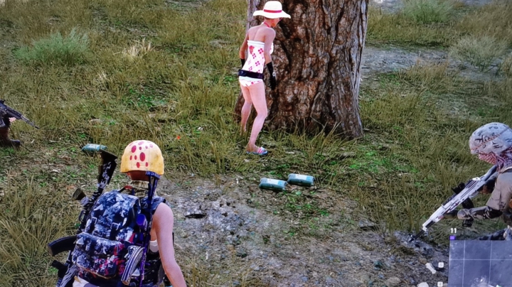 晚间竞技，四鸡。很质量！莽夫祭天。我们带着绷带来他！