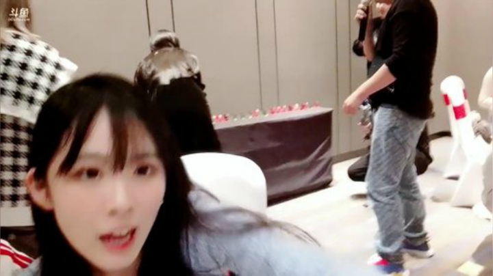 【英雄联盟】不2不叫周淑怡的精彩时刻 20201118 19点场