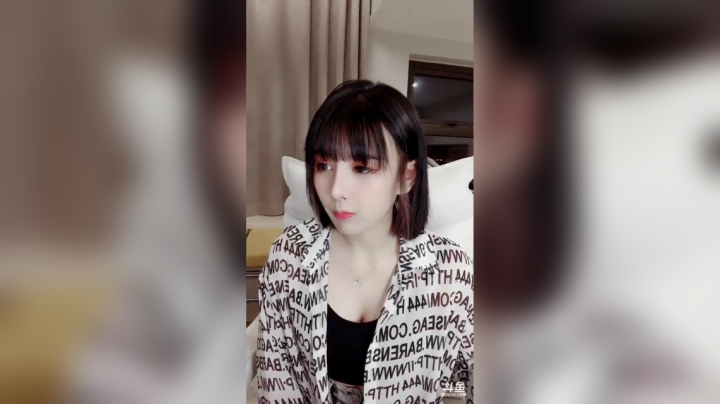 【2020-11-19 19点场】伊娃大姐姐：大家好！～