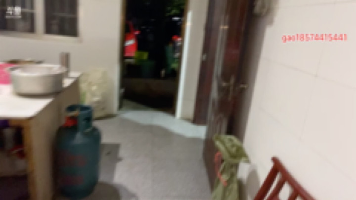 魅力生活i的#我的精彩时刻：下雨挖冬笋