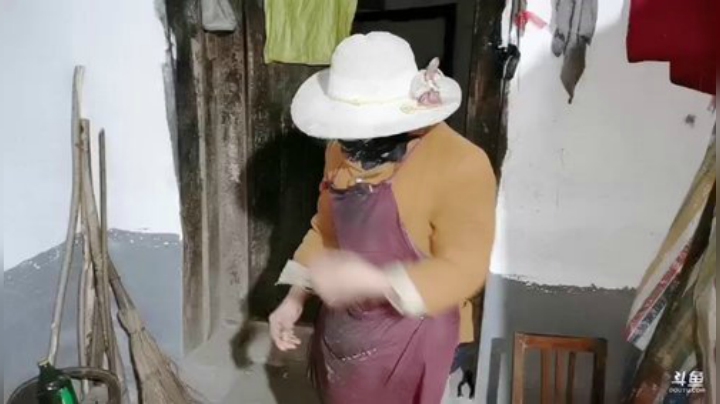 我在斗鱼看许文强户外直播户外