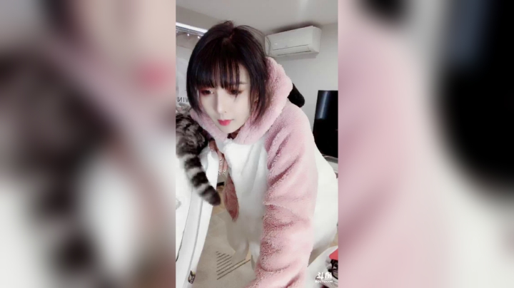 【2020-11-25 15点场】伊娃大姐姐：大家好！～