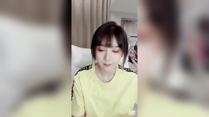 【2020-11-26 16点场】伊娃大姐姐：大家好！～