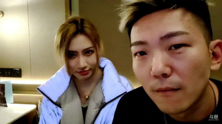 我在斗鱼看JSA丶北京小王哥直播户外