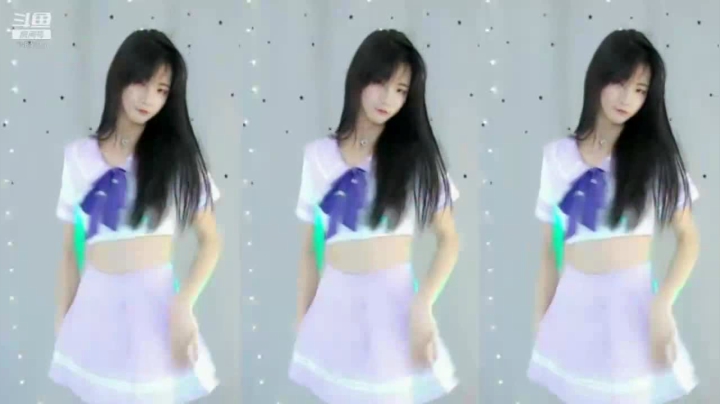 柒柒Bb-  Excuse me