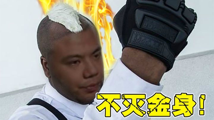 拳皇2000 小孩与河池开启金身互殴模式 这感觉有够刺激的