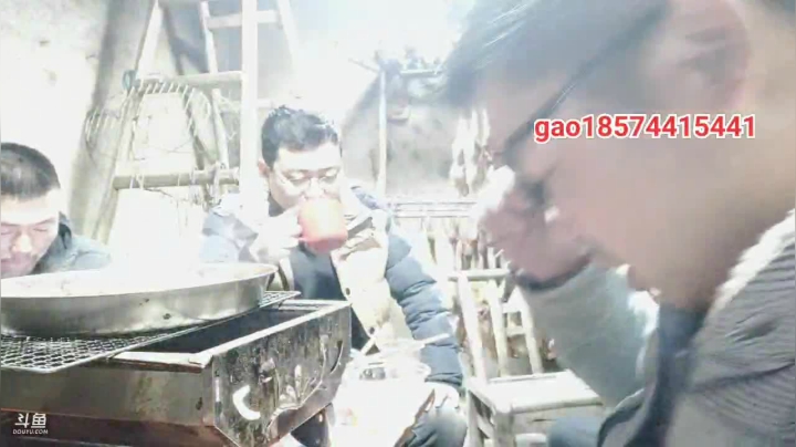 【2020-12-03 22点场】魅力生活i：晚上烤鱼ing