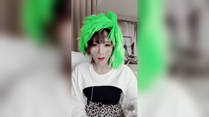 【2020-12-03 22点场】伊娃大姐姐：大家好！～