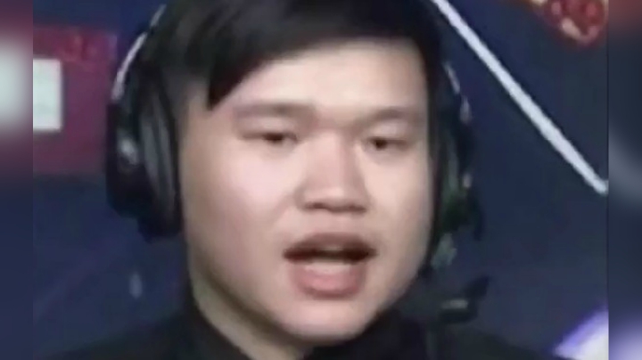 错的不是我，是这个世界！