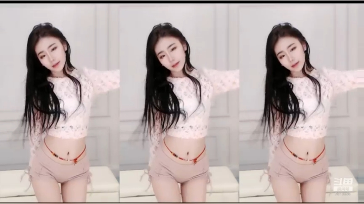 【熊小怡呀 舞蹈】December-03 21:22