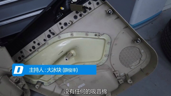 你还是曾经那个少年，没有一丝丝改变？
