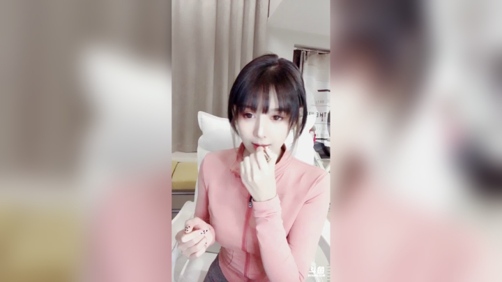 【2020-12-04 17点场】伊娃大姐姐：大家好！～