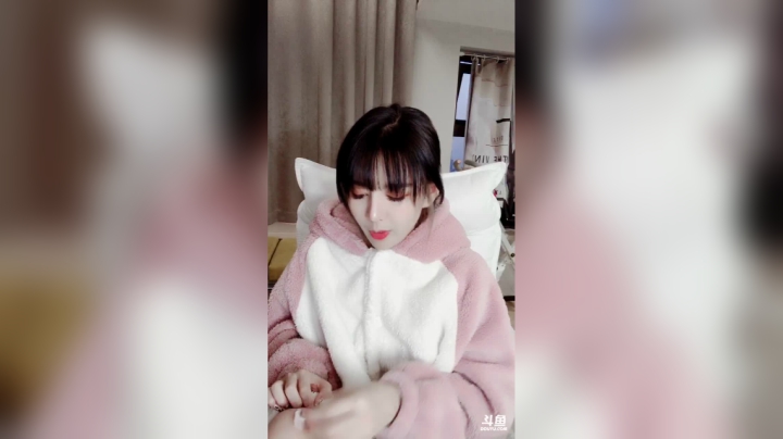 【2020-12-05 16点场】伊娃大姐姐：大家好！～