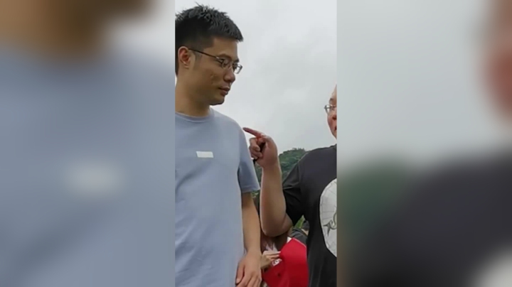 皮得很，曝光这个猪皮恶霸