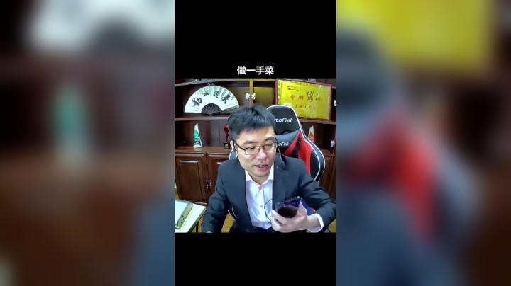 在你们喜欢的美食博主底下艾特我一下，我正在寻找合格的大厨！