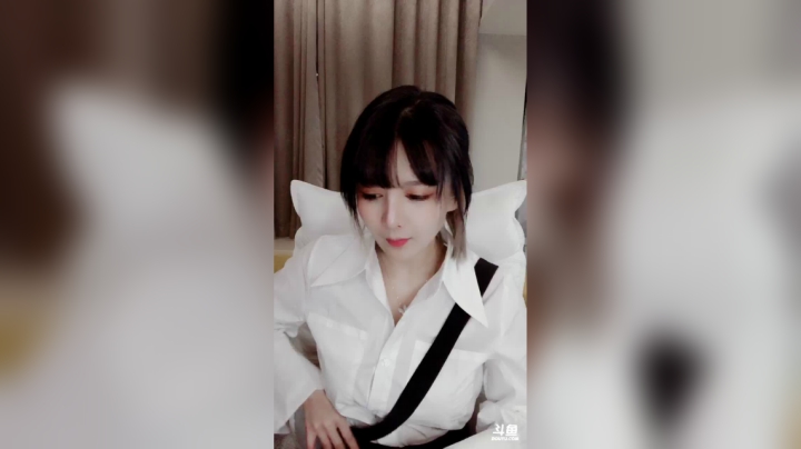【2020-12-07 16点场】伊娃大姐姐：荣耀王冠超级欧～！