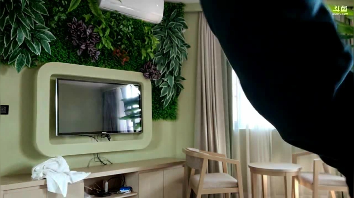 【2020-12-07 11点场】叶子户外：《纪实直播》腾冲