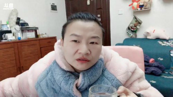 【户外】2B不过红姐的精彩时刻 20201208 23点场