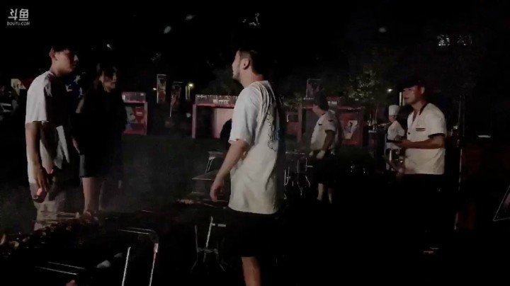 正经吃播!倍香儿