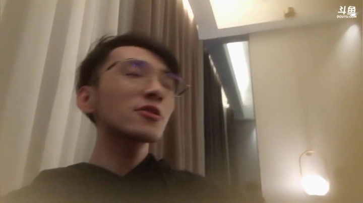 【2020-12-07 23点场】狼腾小房鸭：广州也冷啊～
