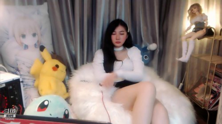 【户外】XX是个坏女人的精彩时刻 20201209 17点场