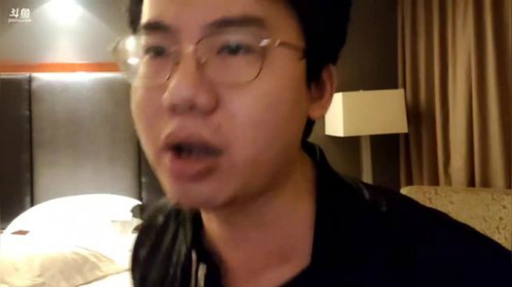 我在斗鱼看黑人毅直播户外