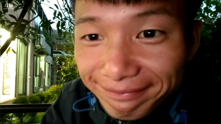 【2020-12-09 18点场】叶子户外：《纪实直播》腾冲