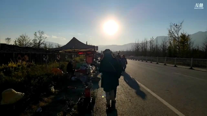 【2020-12-10 17点场】叶子户外：《纪实直播》腾冲