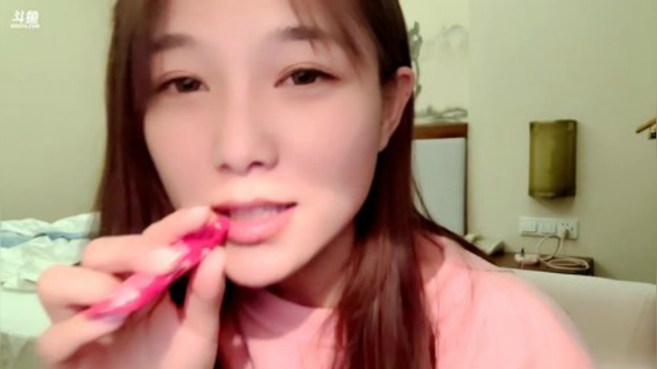 【户外】百变姑姑肖淑洁的精彩时刻 20201210 23点场
