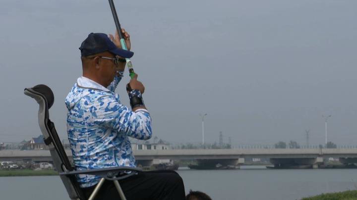 《游钓中国6》第21集 钓鱼又到岛上钓，鱼种繁多连竿不断