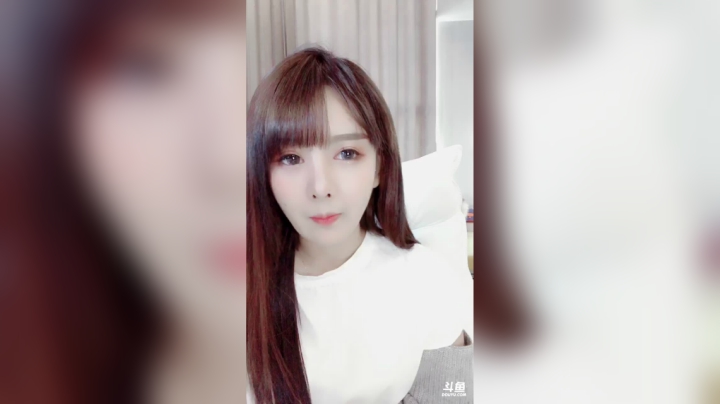 【2020-12-14 15点场】伊娃大姐姐：荣耀王冠超级欧～！
