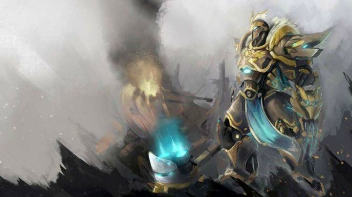 在线军训韩国OC冠军主T。离开：你军训对面大锤不好吧？