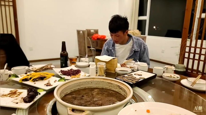 【2020-12-15 18点场】叶子户外：明天下午4点见