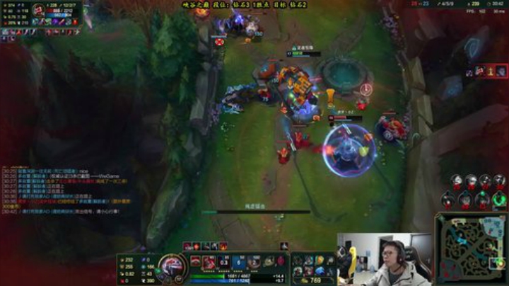 【英雄联盟】余小C真的很强的精彩时刻 20201216 14点场