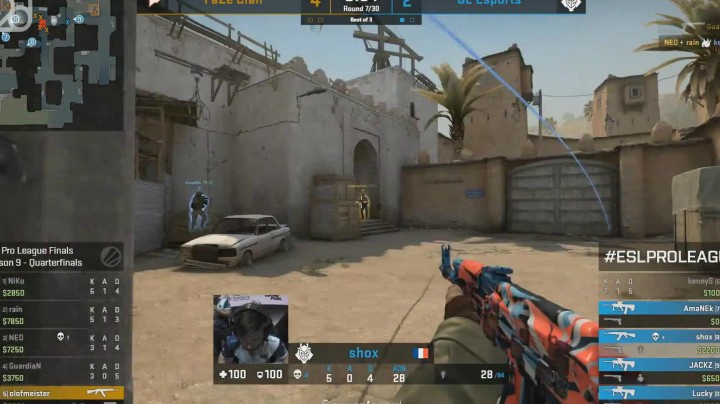 HES BACK BEST OF shox