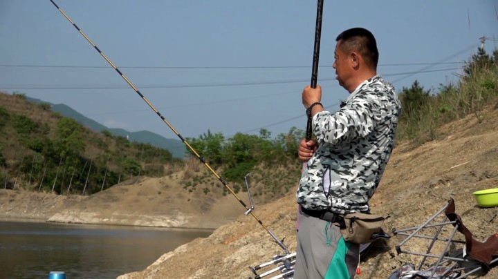 《游钓中国5》第3集 转战湖北咸宁，富水水库会巨草