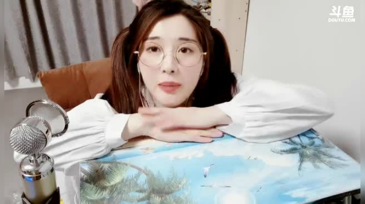 【2020-12-19 23点场】上虞娜娜：娜娜：吃个晚饭