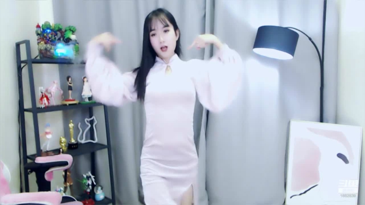 【哈尼九 舞蹈】December-18 19:59