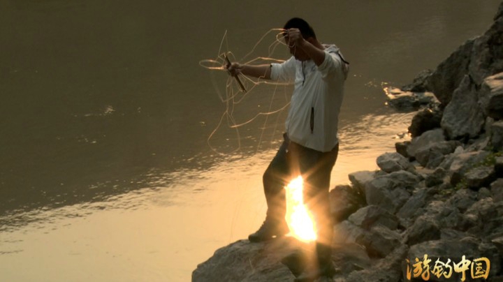 《游钓中国4》第7集 新奇懒人钩钓法 垂钓怒江特色鱼