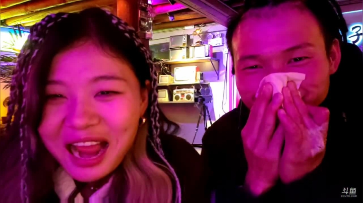 【2020-12-20 23点场】叶子户外：刚到大理晚点开播