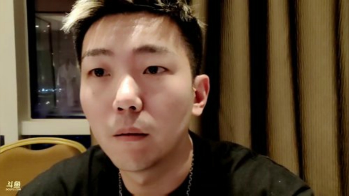 我在斗鱼看JSA丶北京小王哥直播户外