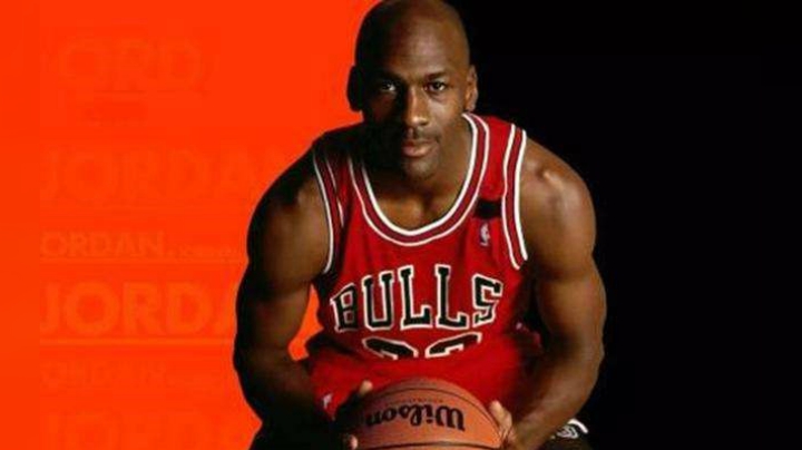 神来了！ 8突乔丹是这样打球的！