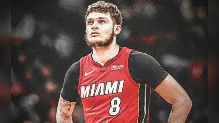 娱乐球员推荐：身高193的禁区守护者，满突12万的空接达人