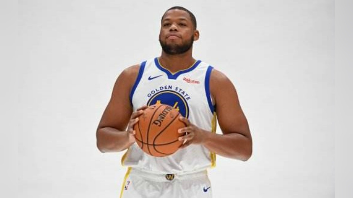 游戏中近投最低的男人？ 难民级空间PF---奥马里.斯佩尔曼