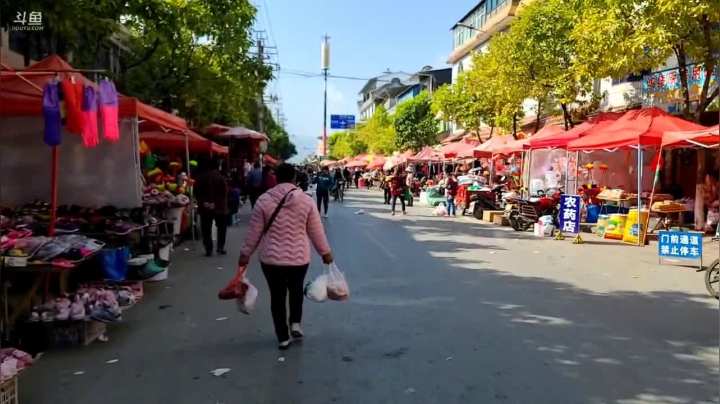 【2020-12-22 11点场】叶子户外：《纪实直播》德宏到西双版纳，梁河县