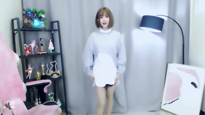 【哈尼九 舞蹈】December-23 19:59