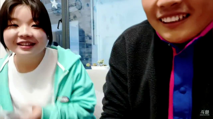 【2020-12-24 18点场】叶子户外：《纪实直播》德宏到西双版纳，瑞丽