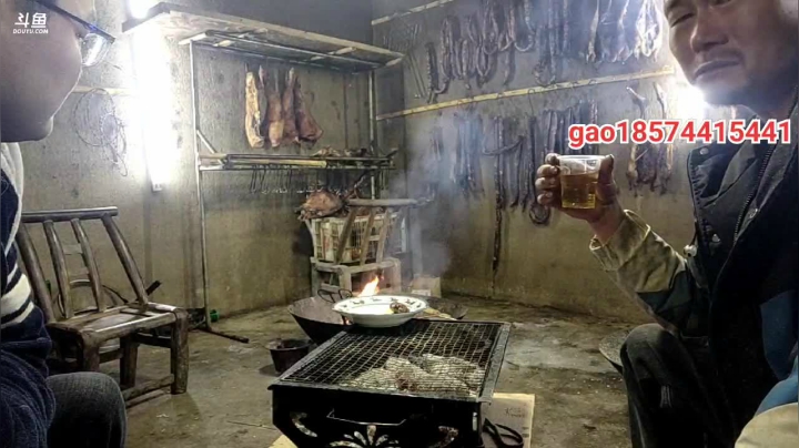 【2020-12-24 21点场】魅力生活i：美食烤肉走起